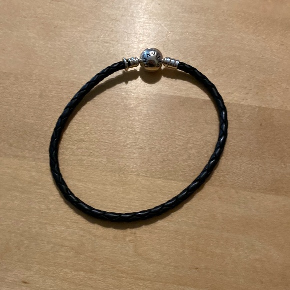 Chamilia Large Black Leather Braided Bracelet - Picture 4 of 6